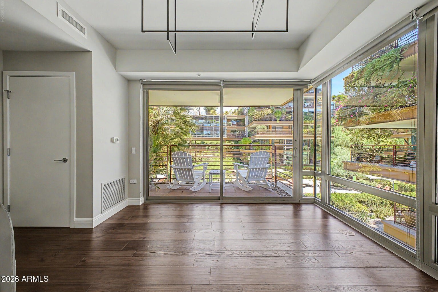 7127 E Rancho Vista Dr, #3009