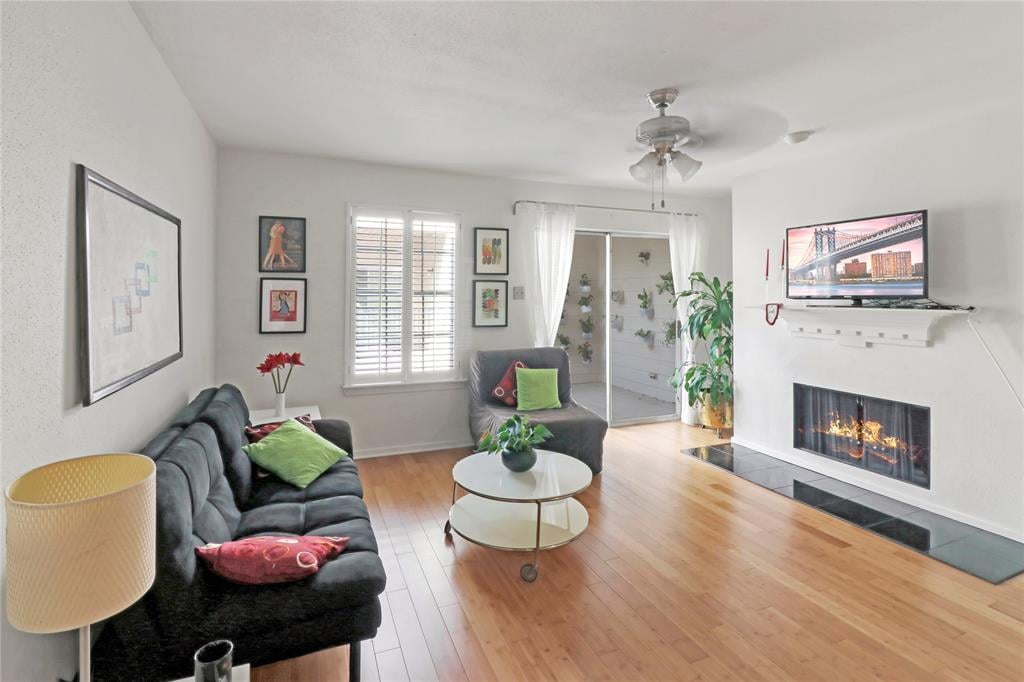 2333 Bering Dr, #225