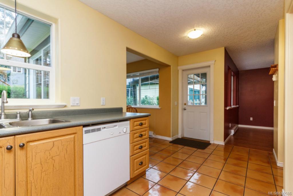 2671 Millwoods Crt, Langford