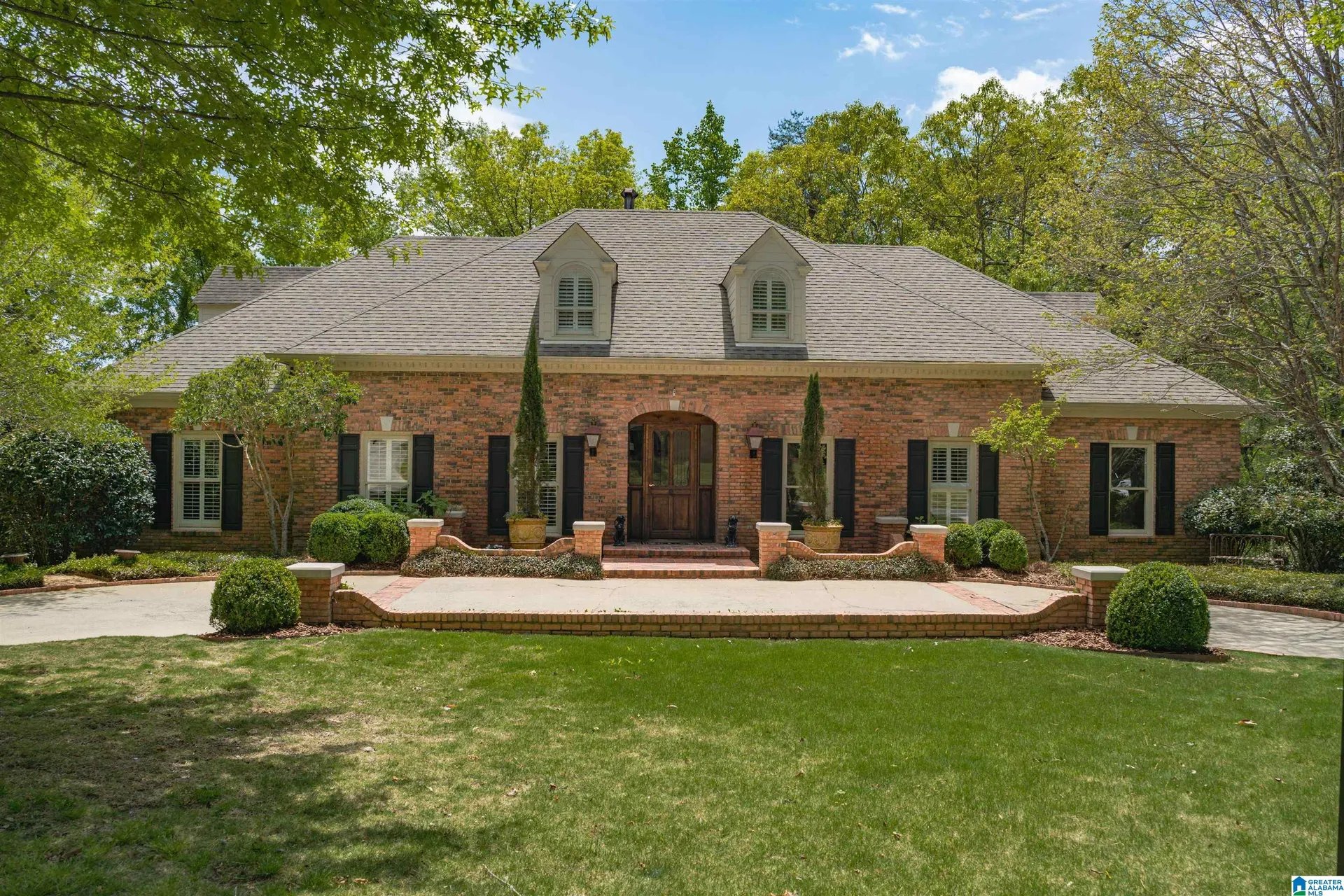1809 INDIAN CREEK CIR