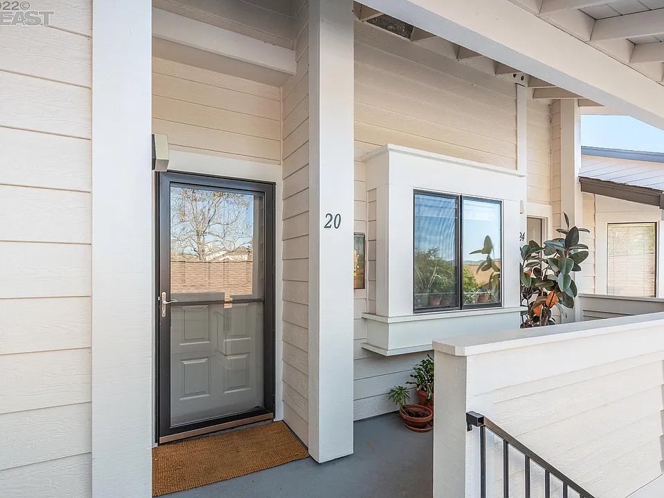 20 Picadilly Ct