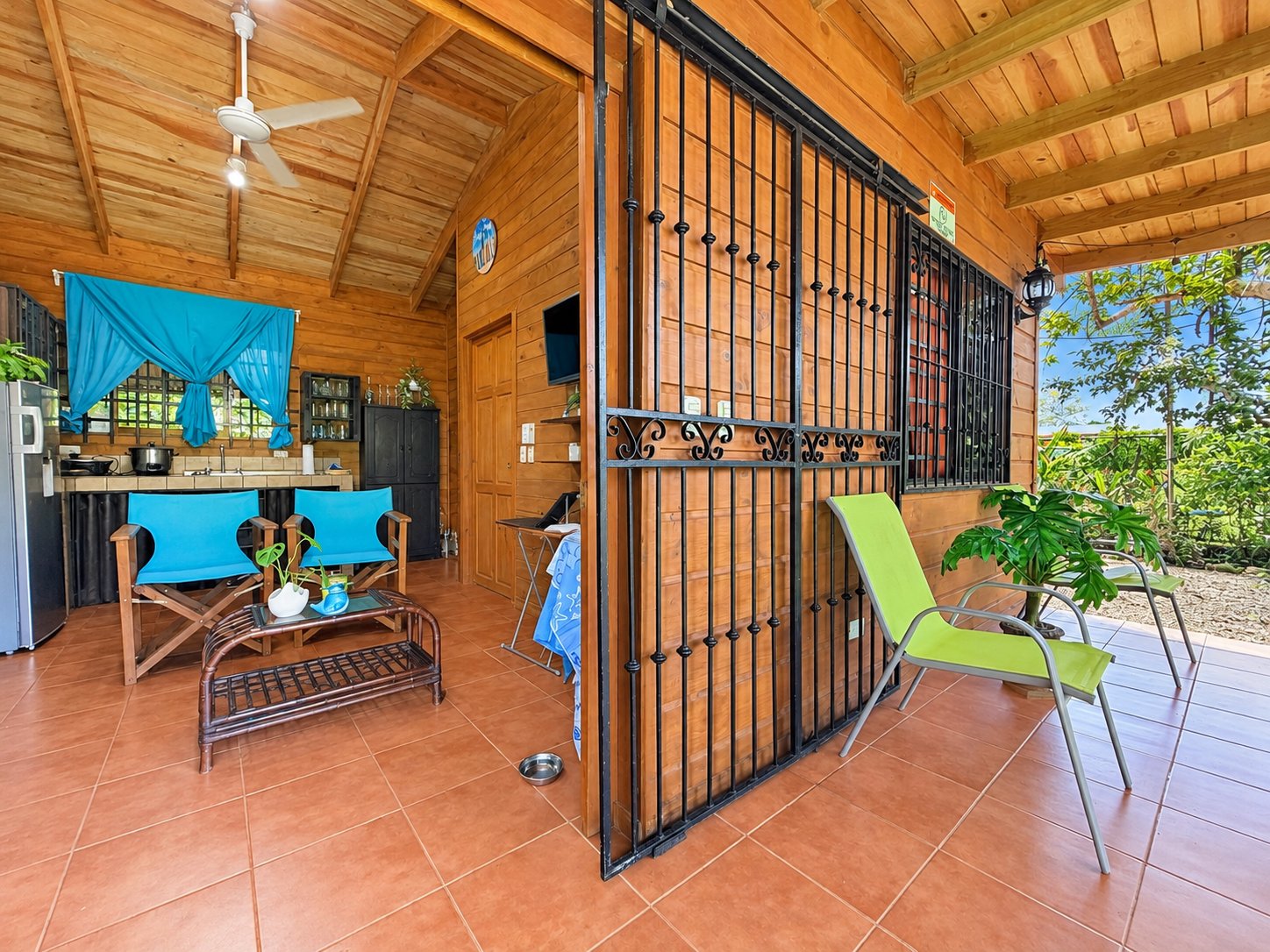 Riverside Cabin in Uvita | 0.98-Acre Estate with Room to Expand