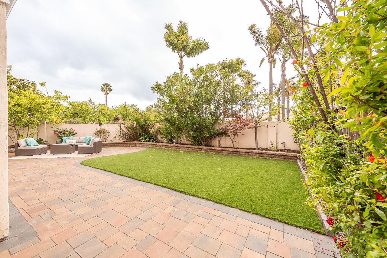 Meridien Court - Gated Community!