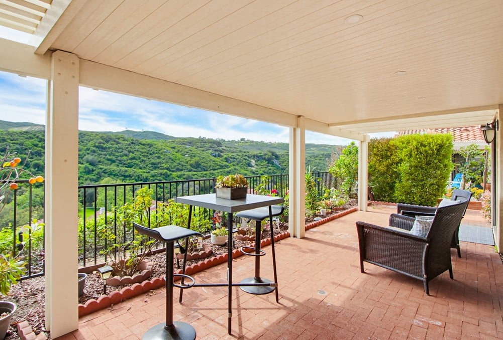 28782 Vista Valley Dr