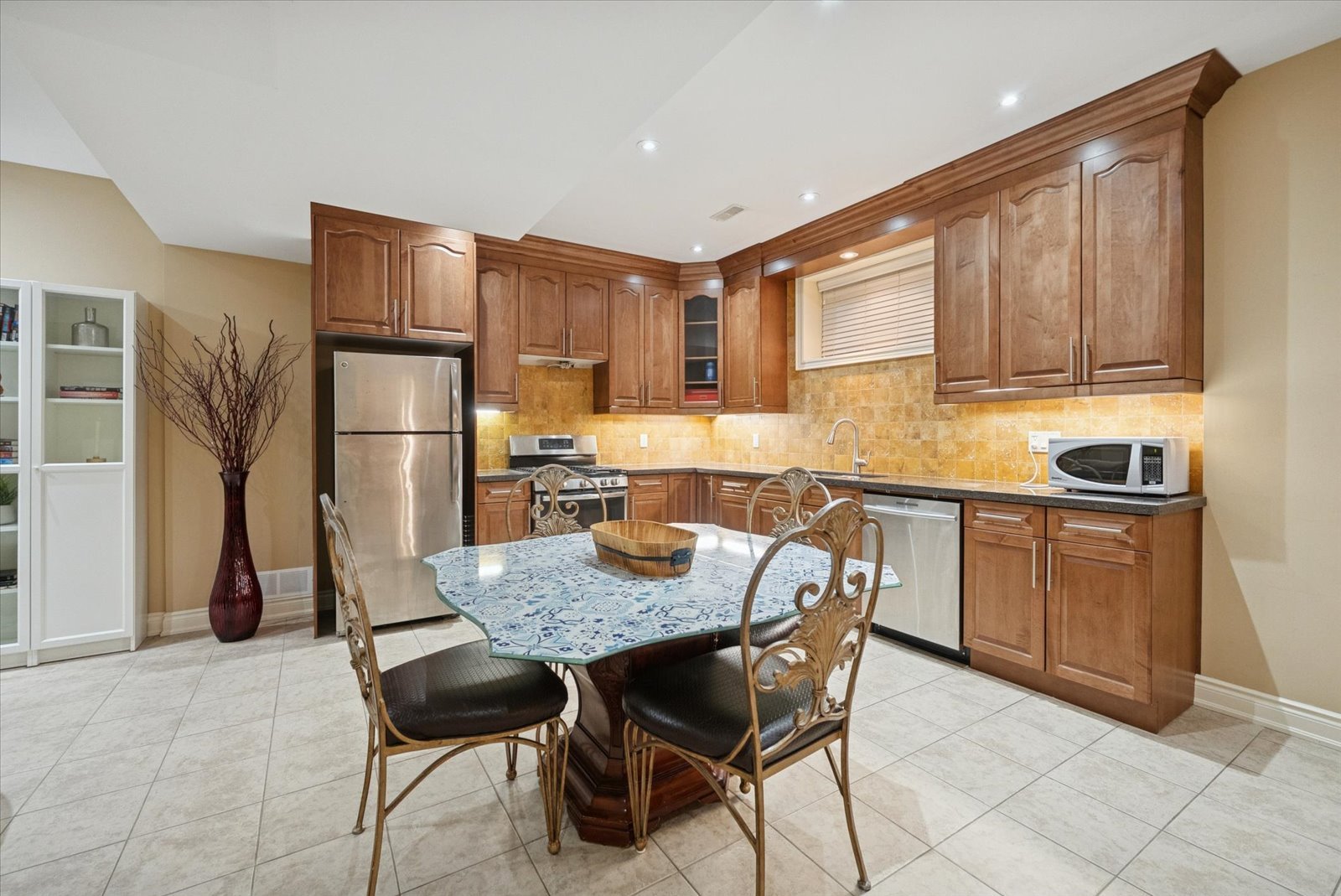 7 Toscanini Rd 