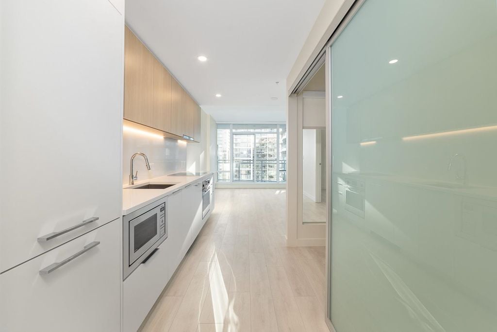 13318 104 Ave, #2407