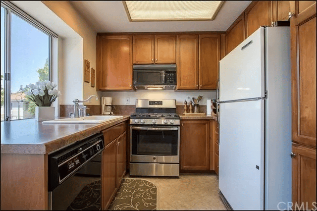 102 Sandpiper Ln