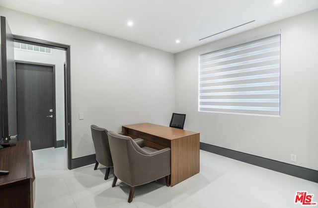 2122 Castle Heights Ave