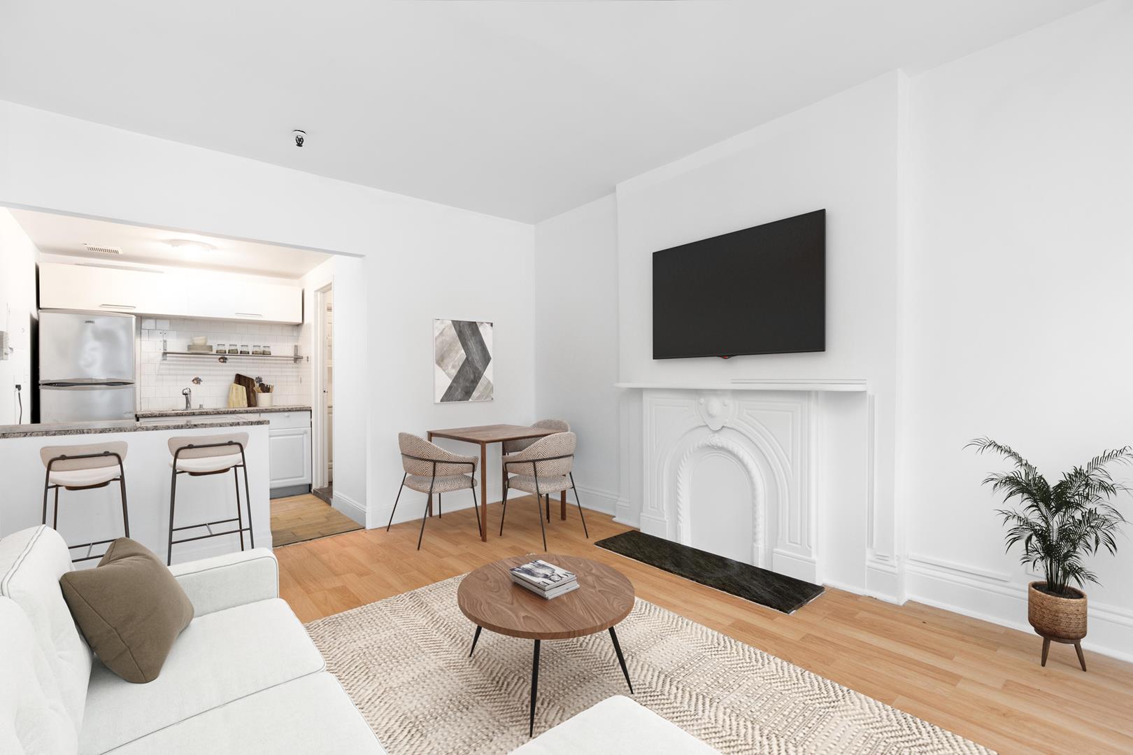 334 West 46th Street, Apt 2-R