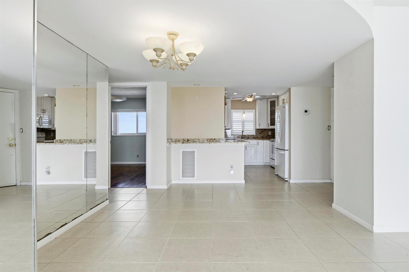 801 Lake Shore Drive #817