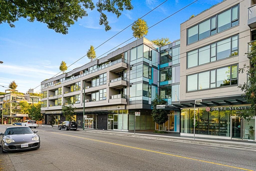 6333 West Blvd, #211
