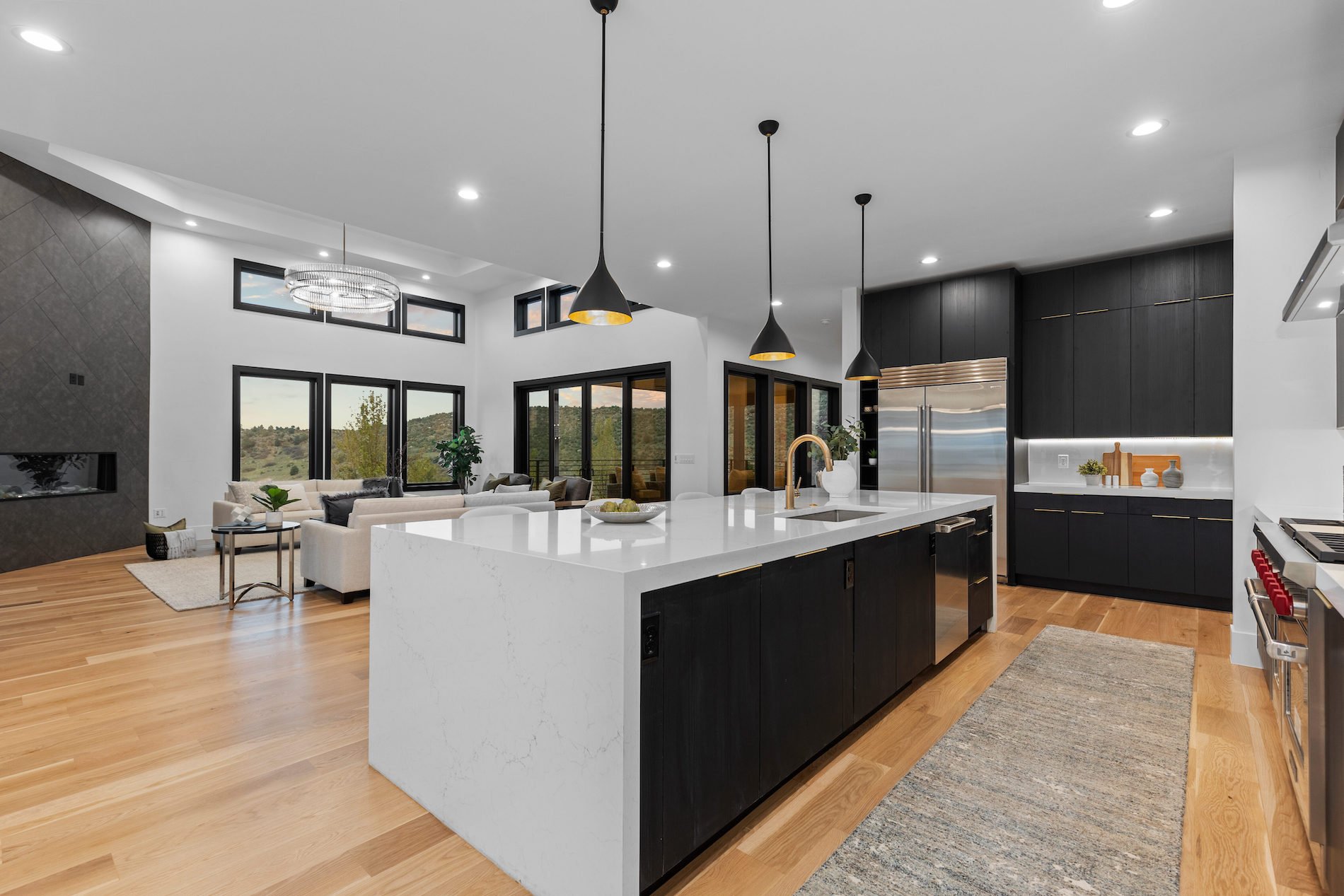 8103 Raphael Lane
