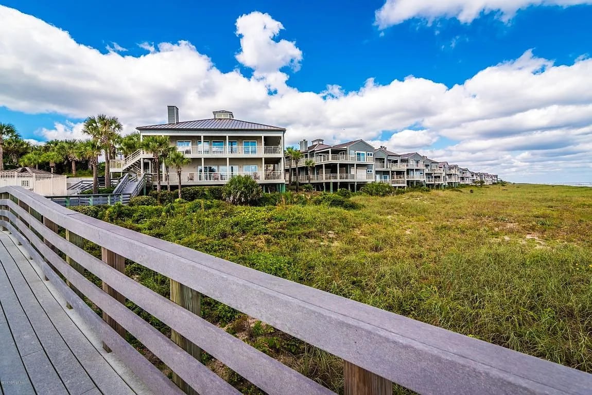 186 Sea Hammock Way