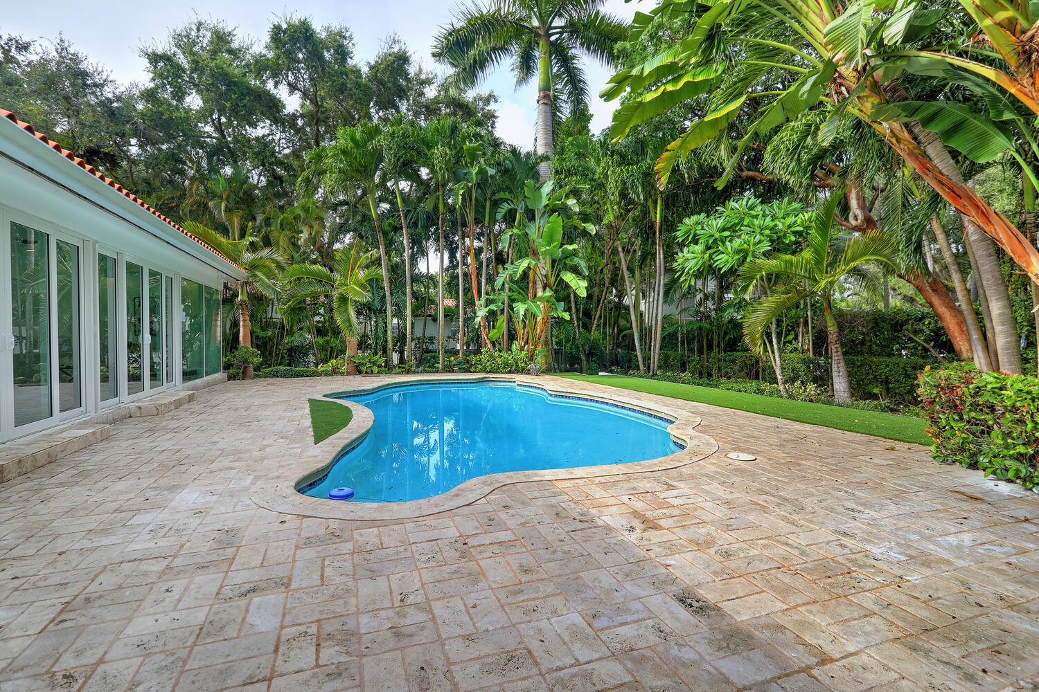 8110 Old Cutler Rd