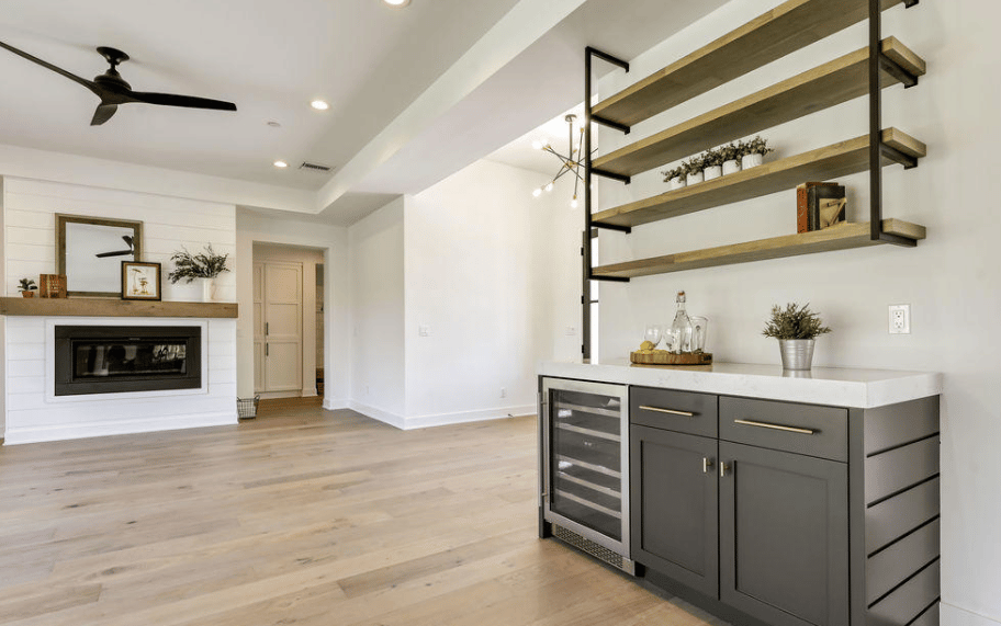 12 Vientos Rd, Camarillo, CA 93010