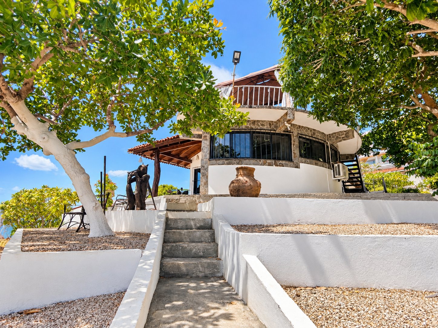 Casa Jabalí | 5-Bedroom Estate with 3 Titled Lots in Tamarindo