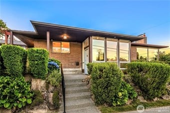 3004 NW 77th Street