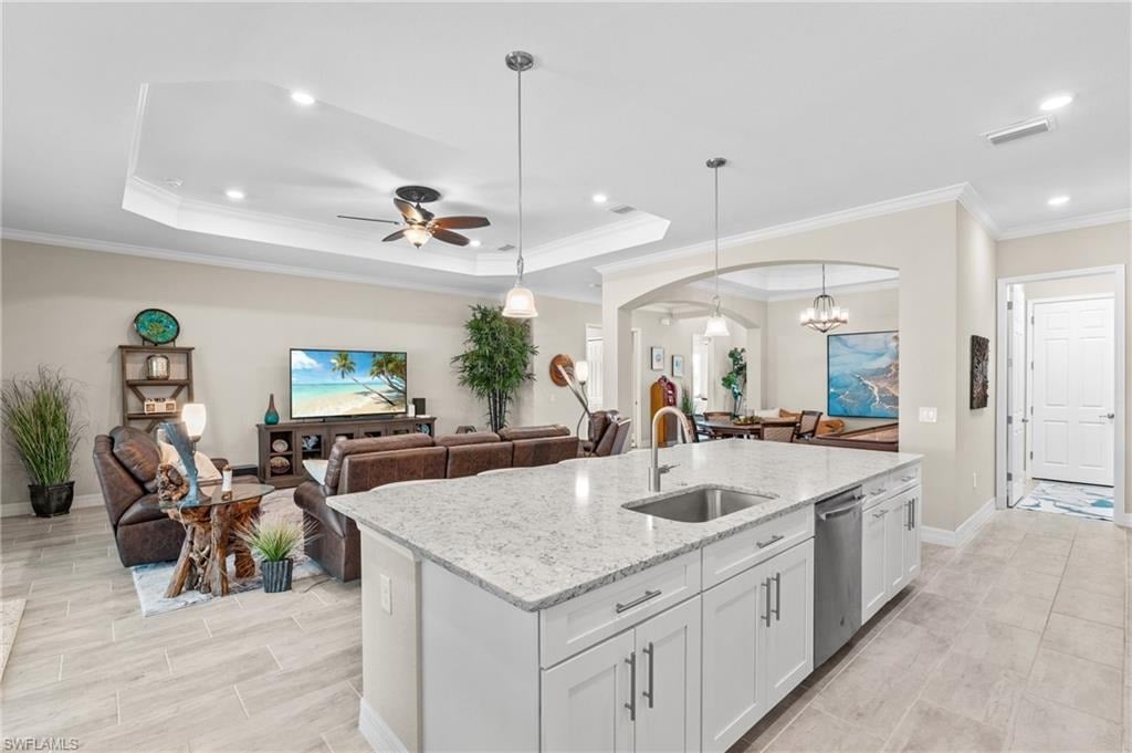 15248 Blue Bay Cir
