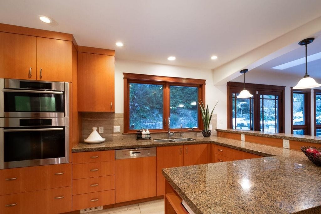 4397 Rockridge Rd