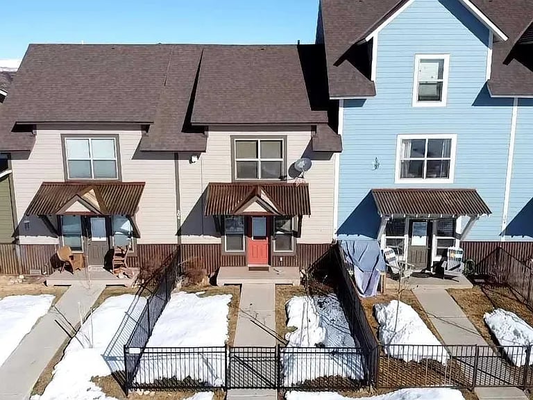 304 Van Tuyl Cir #C
