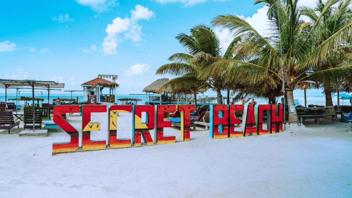 Secret Beach entrance sign