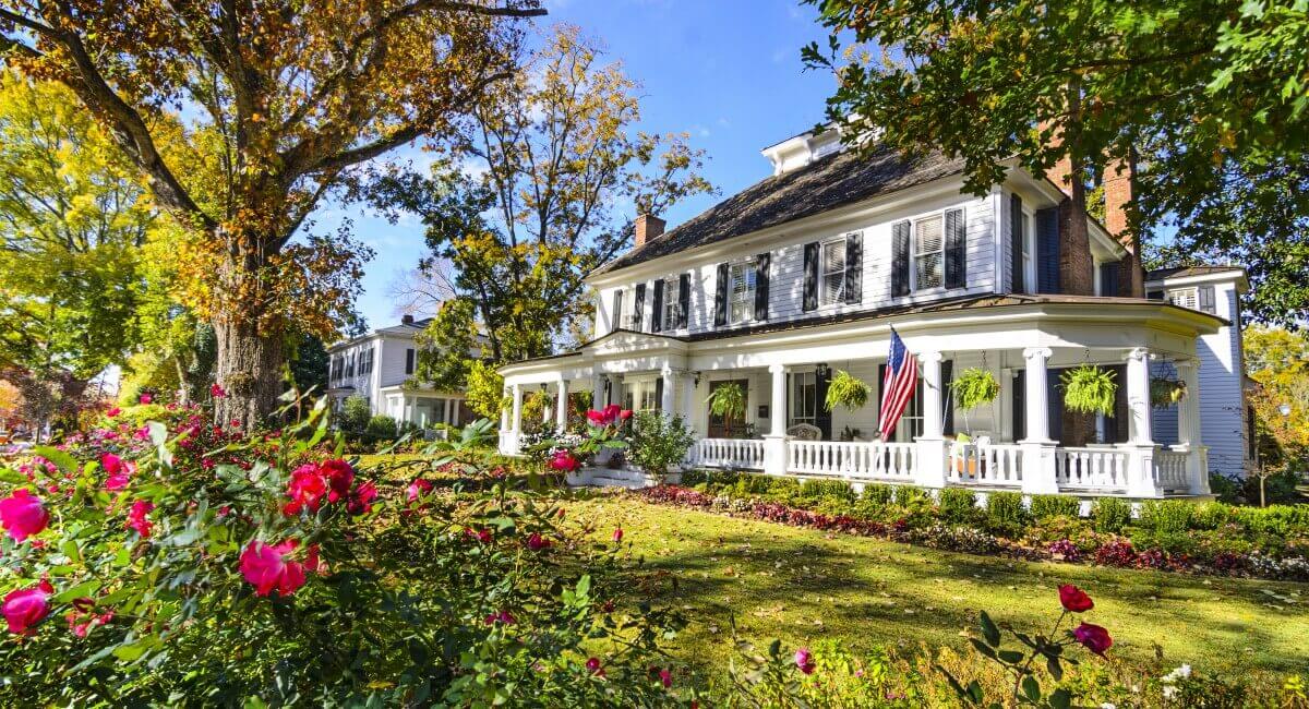 Top Tips For Buying A Historic Home