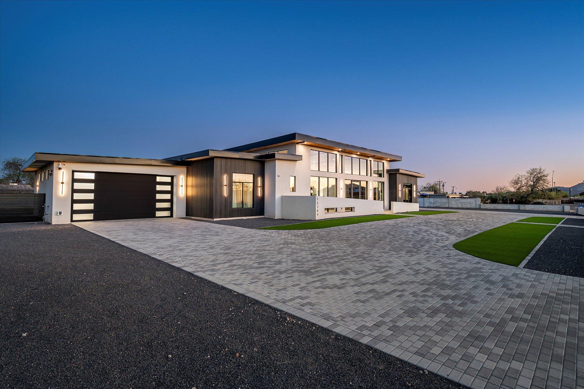 12209 N 65TH Place