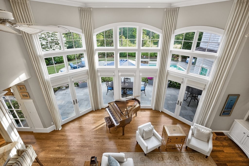 9 High Ridge Dr