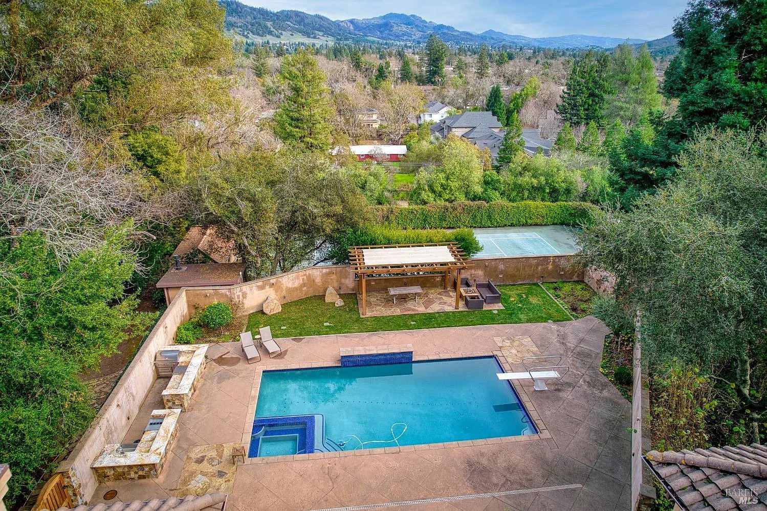 2703 Brush Creek Rd