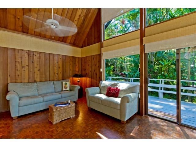 3312 Paty Dr, Honolulu 96822