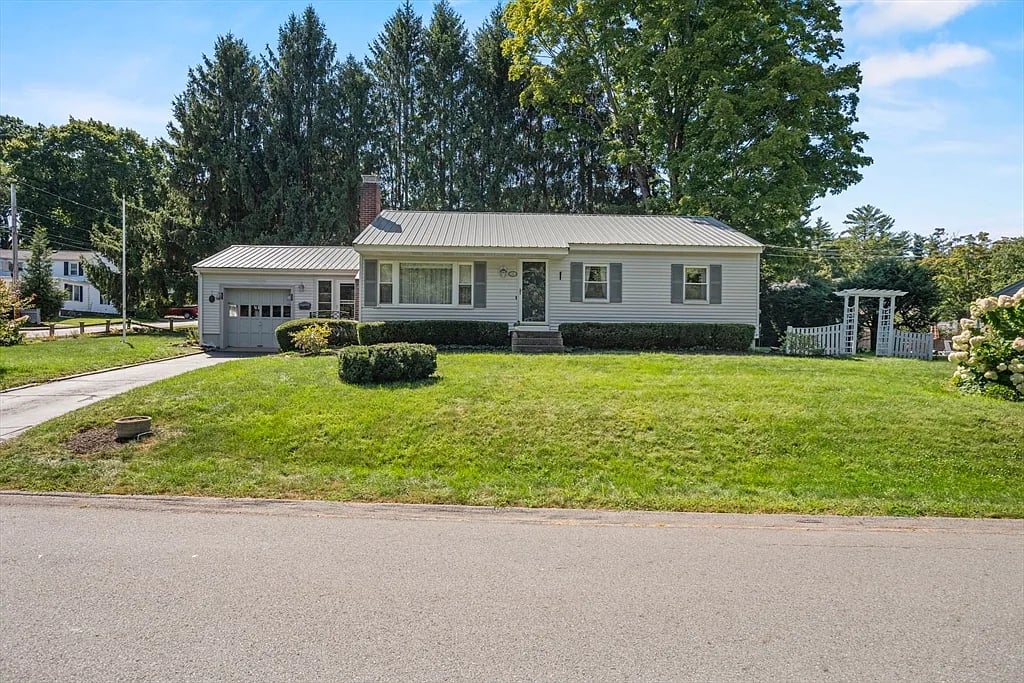 22 Summer St