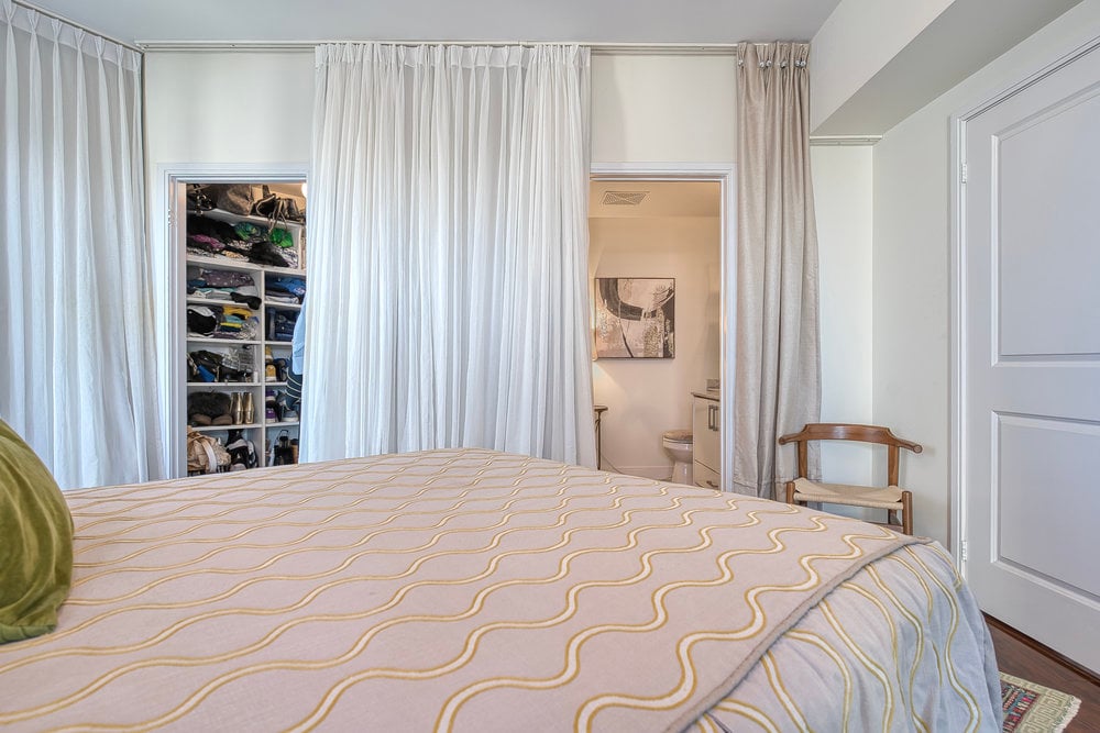 60 Absolute Avenue 1507