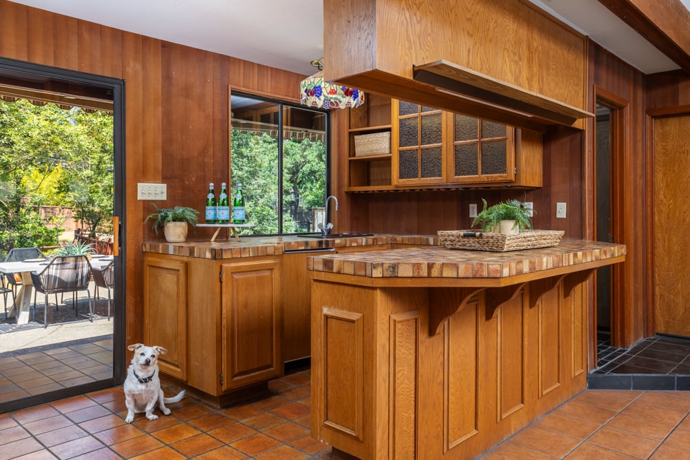 216 Castle Glen Rd
