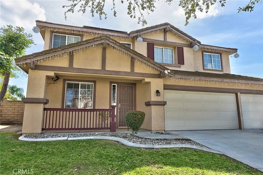 921 Hemingway Dr