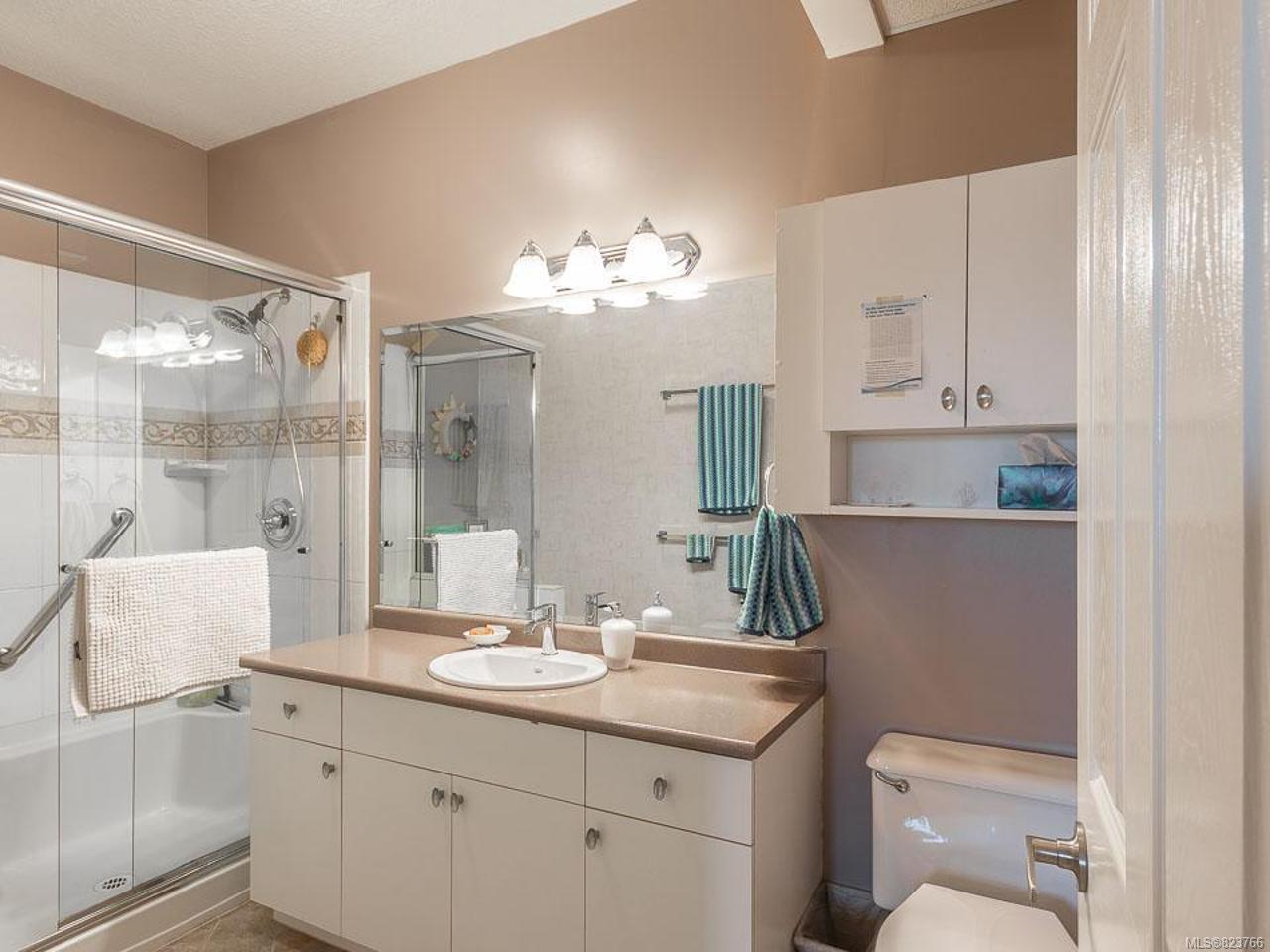 6170 Saturna Ave, Nanaimo