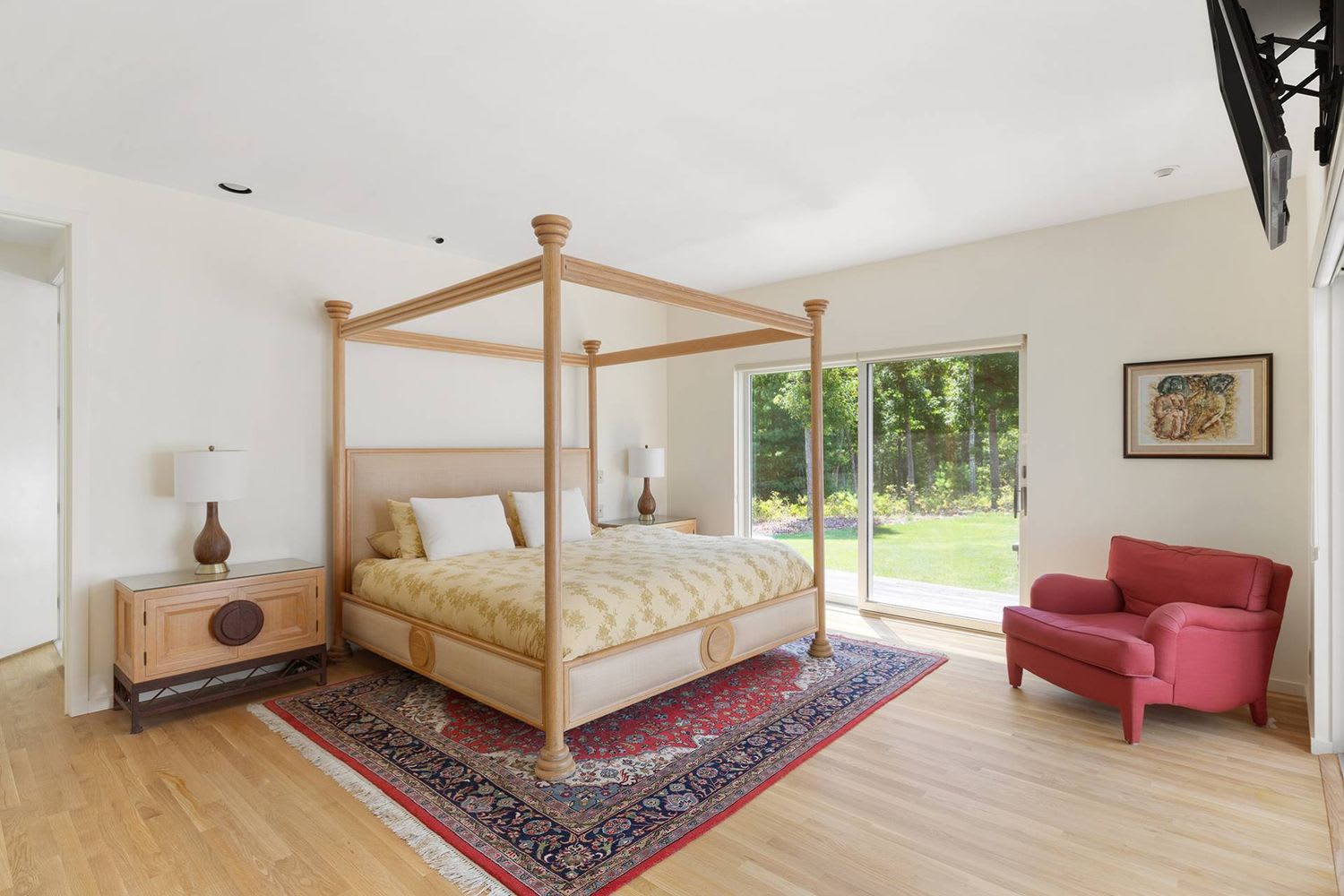 A Breathtaking Contemporary Sanctuary on 7 Acres, With Tennis