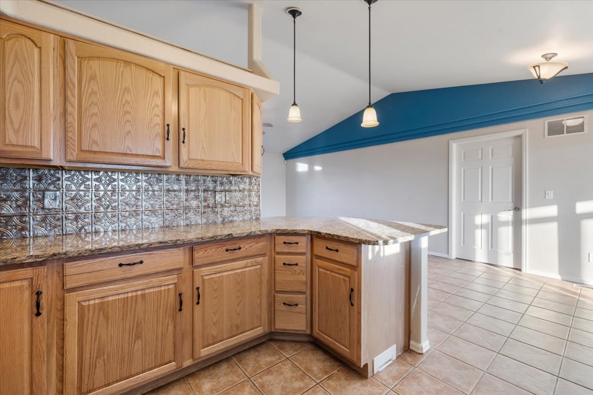 17865 High Plains View