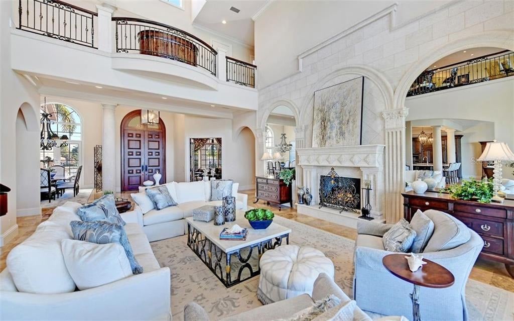 1355 Westway Dr