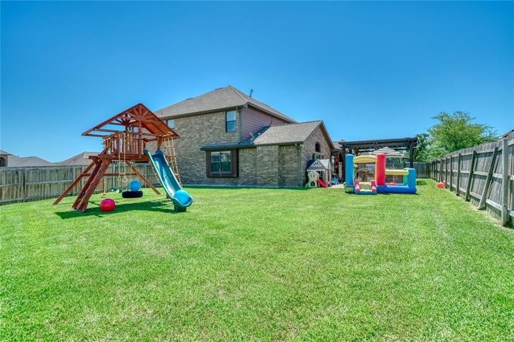 2411 Stone Castle Cir College Station, Tx 77845