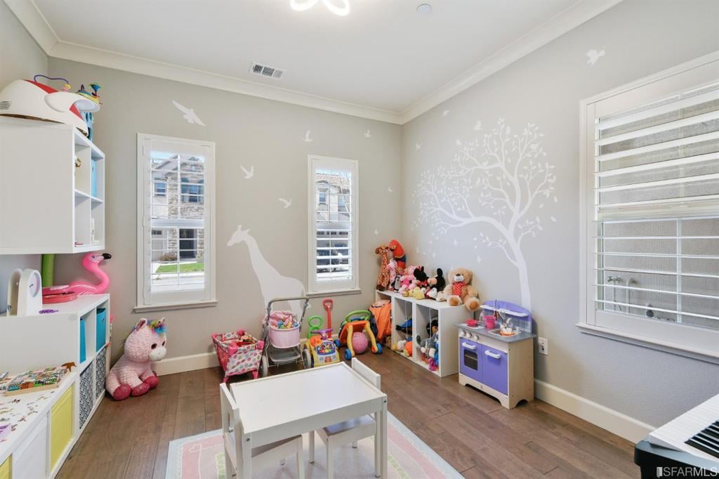 351 Crestview Cir Daly City, CA 94014