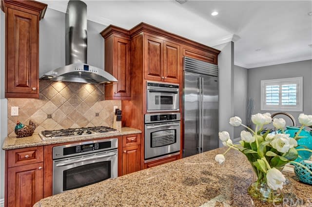 296 E Bay, Costa Mesa