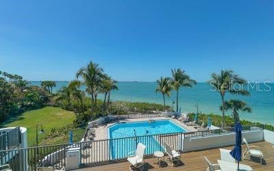 11 SUNSET DR #101