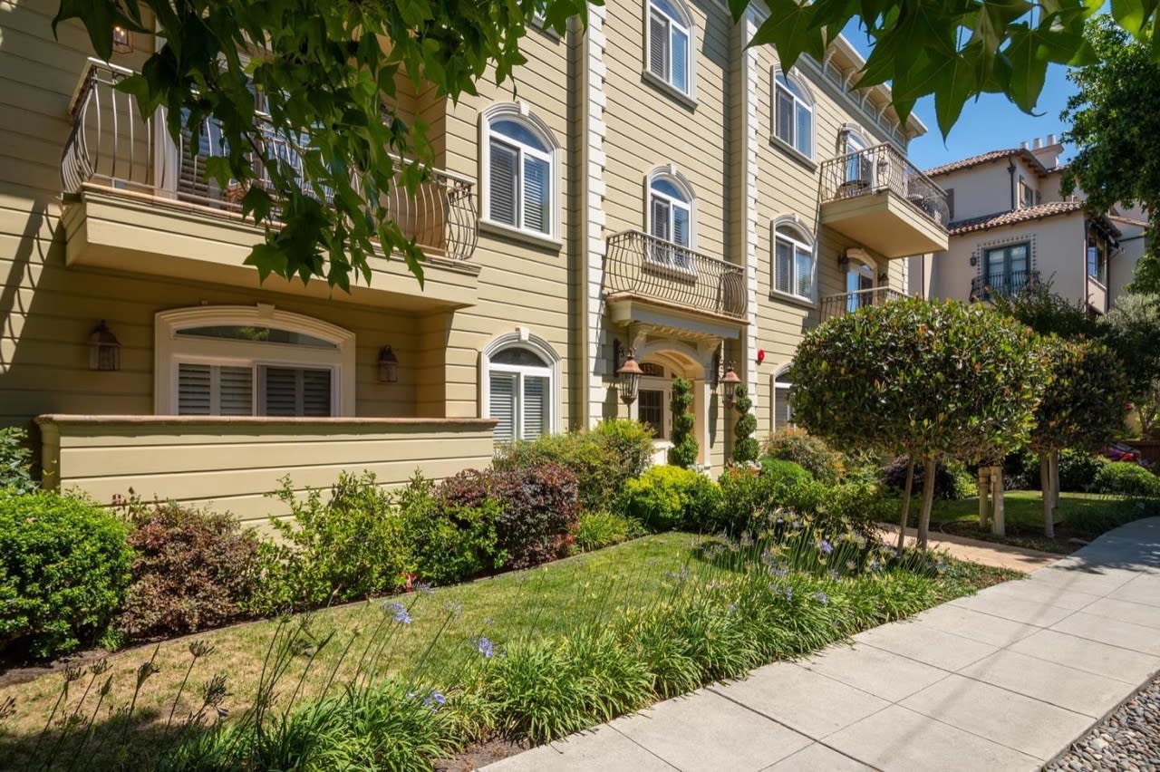 1520 Floribunda Avenue Unit #201, Burlingame