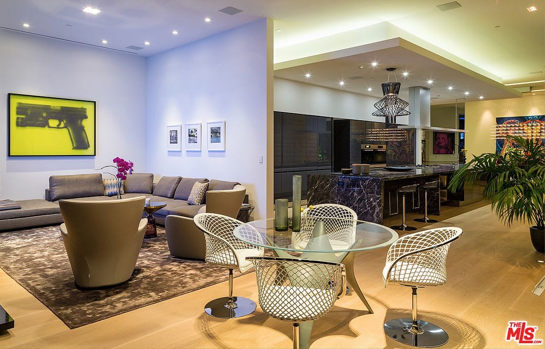Infinity Palazzo