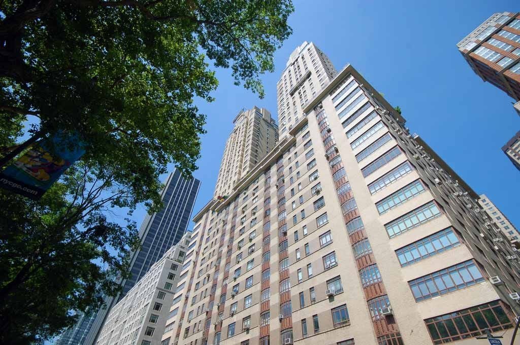 25 Central Park West, 6U