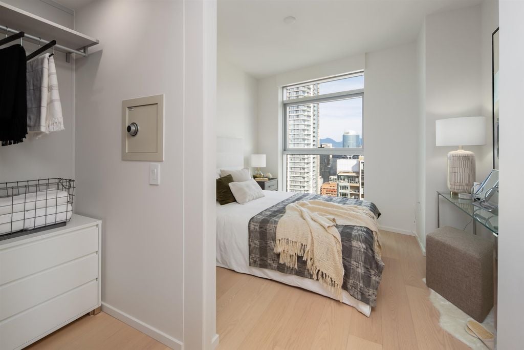 889 Pacific St, #3304