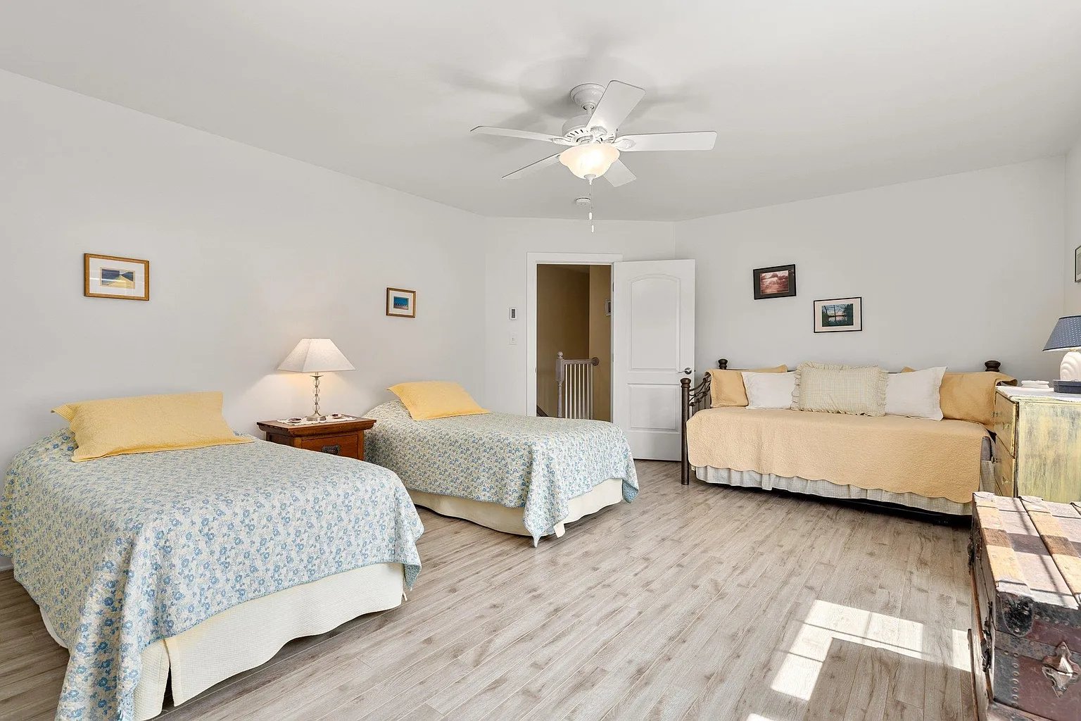 994 Ocean Blvd