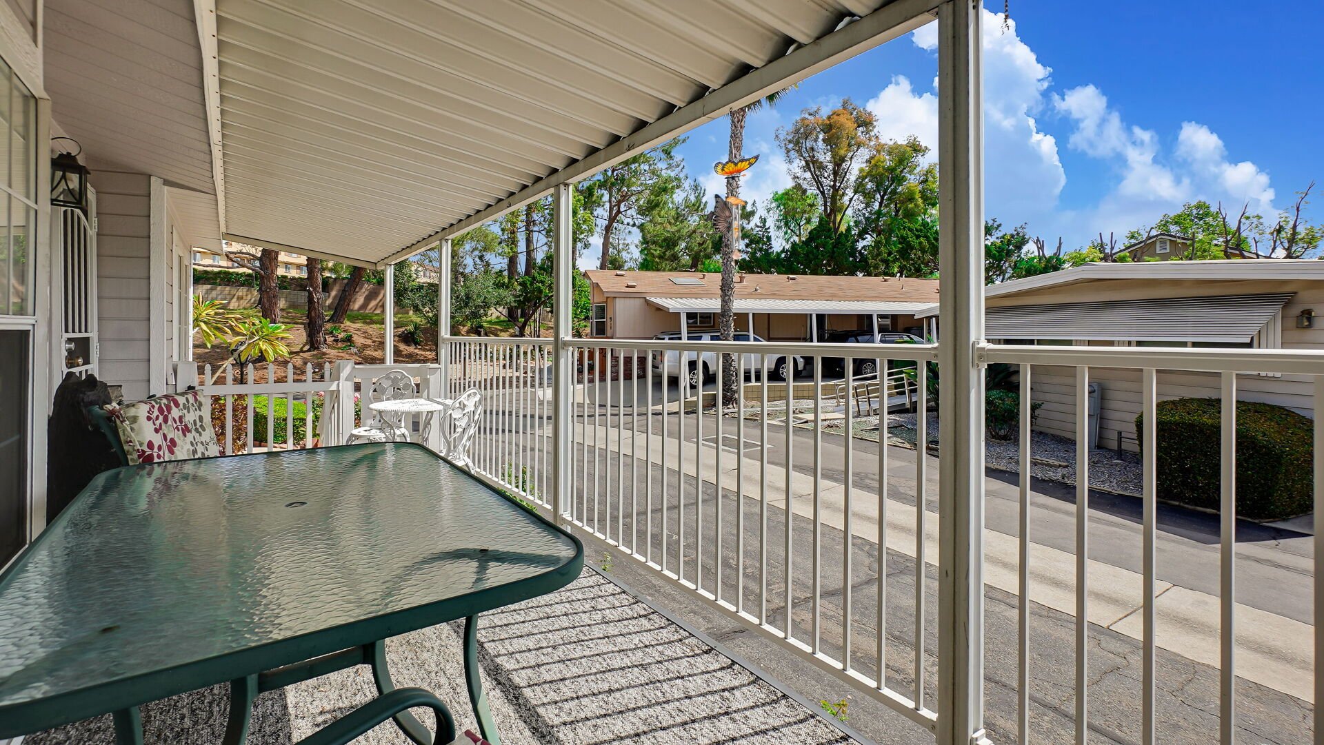 8651 Foothill Boulevard 35