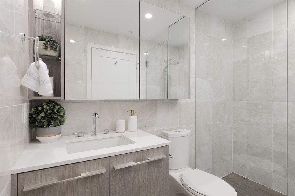 4908 Cambie St, #501