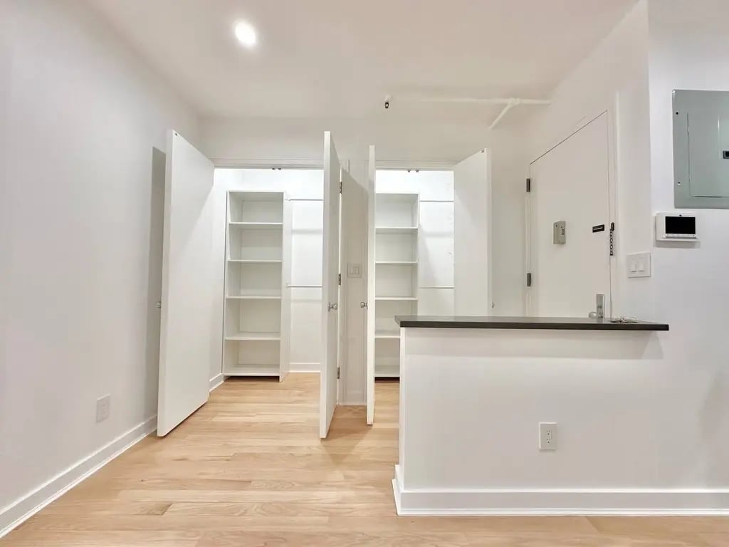 924 Saint Mark's Avenue 5F